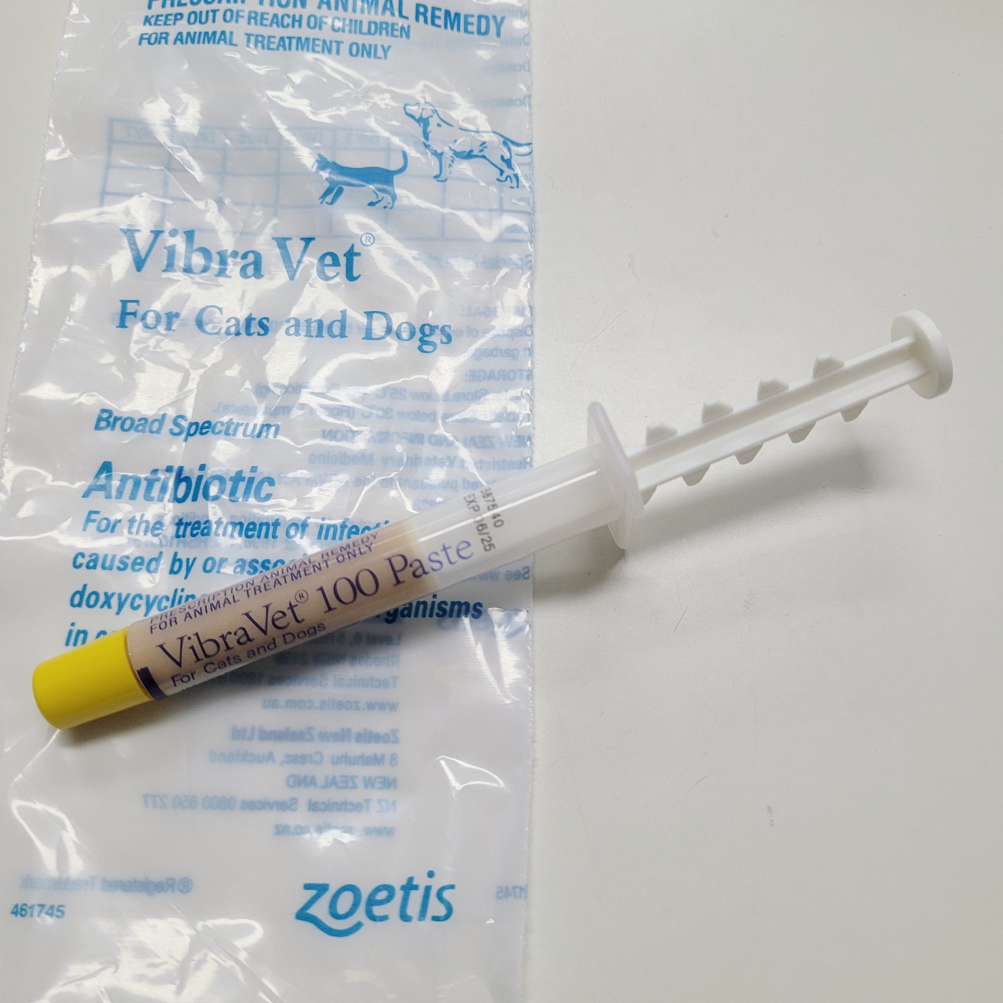 VibraVet 100 Paste「朱古力」抗菌抗病毒消炎口服軟膏2.5g Supreme Pet Pet