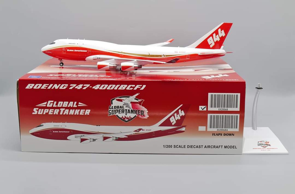 XX20068 A 1 200 Global Super Tanker Services Boeing 747 400 B